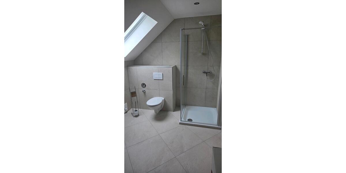 Dachgeschoßwohnung Hemau - 3 Zimmer, 120 m&sup2;, 960&euro; | Angebot:26565020