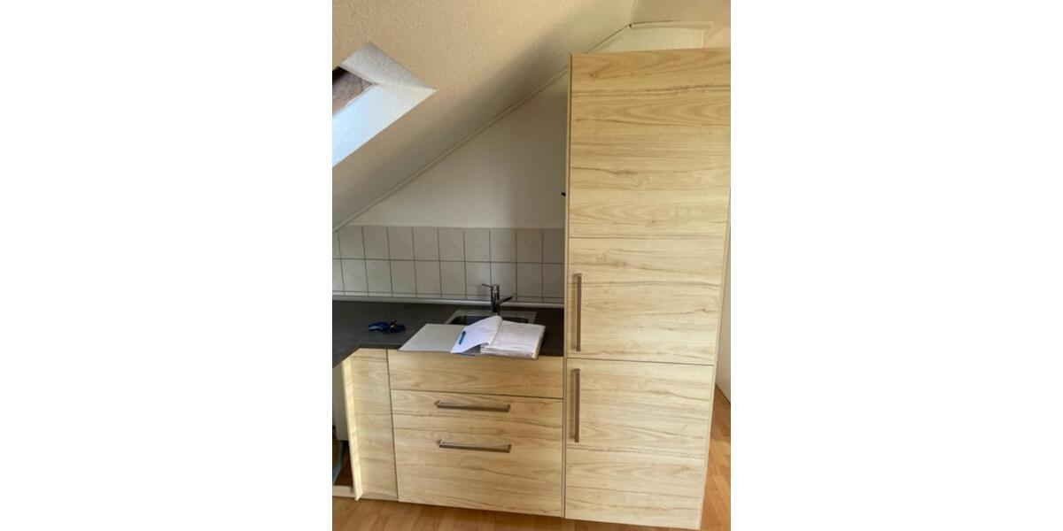 Dachgeschoßwohnung Kassel Südstadt - 2 Zimmer, 70 m&sup2;, 550&euro; | Angebot:25170179