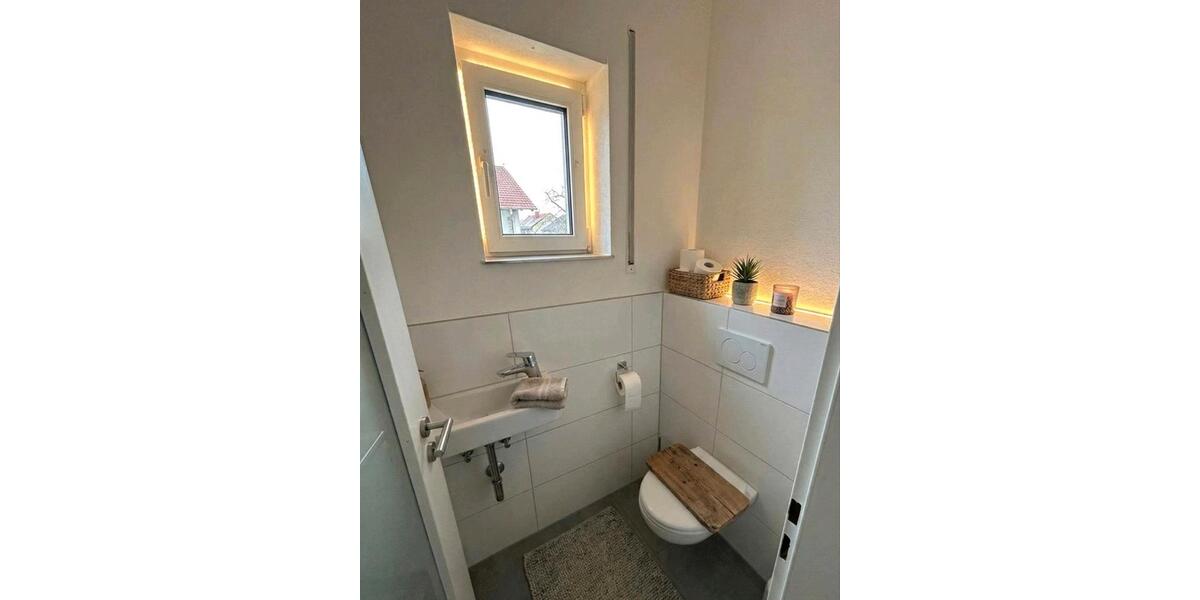 Etagenwohnung Erlenbach am Main - 4 Zimmer, 92 m&sup2;, 1.000&euro; | Angebot:24818033