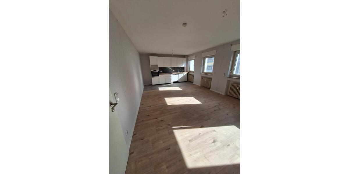 Etagenwohnung Krefeld Cracau - 3 Zimmer, 73 m&sup2;, 775&euro; | Angebot:26697782