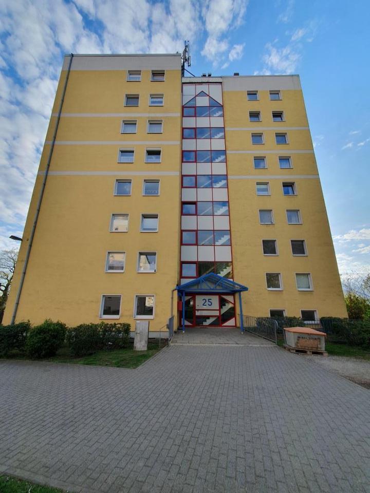 Zentrale 3-Zimmer-Wohnung im 6. OG mit traumhaftem Ausblick & top Anbindung