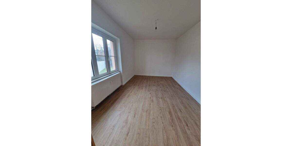 Etagenwohnung Magdeburg Cracau - 2 Zimmer, 43 m&sup2;, 309&euro; | Angebot:25800123