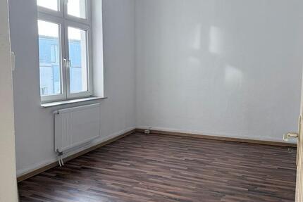 Schönes, großes Zimmer in WG - ab sofort frei 1 zimmer