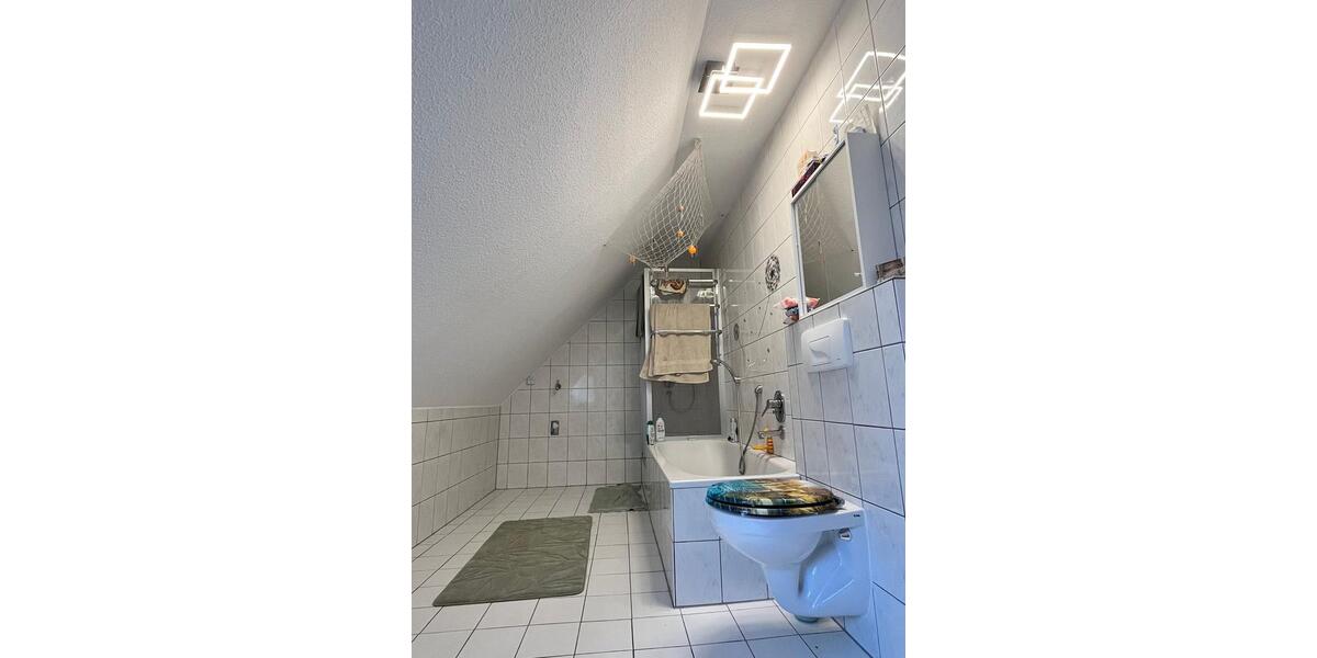 Dachgeschoßwohnung Wutha-Farnroda Farnroda - 3 Zimmer, 75 m&sup2;, 650&euro; | Angebot:26612248