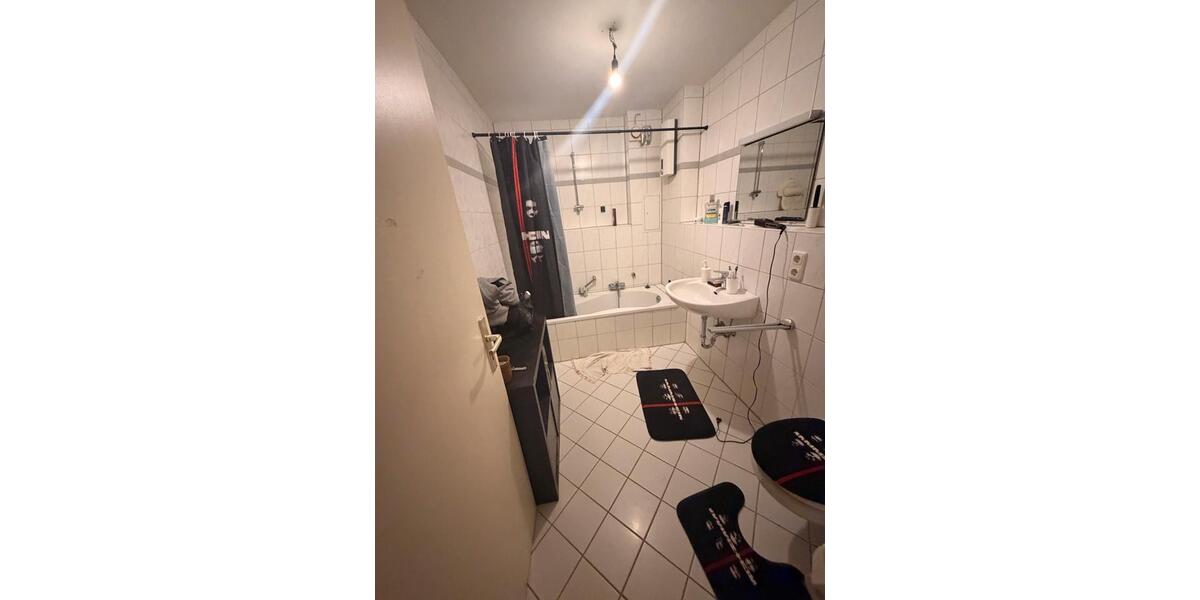 Dachgeschoßwohnung Birlenbach - 1 Zimmer, 40 m&sup2;, 635&euro; | Angebot:25903290