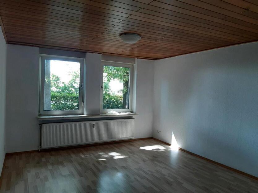 2-Zimmer-Wohnung 73 qm mit Wohnküche, BadeZimmer und Diele