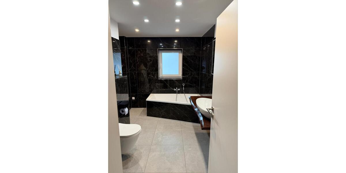 Etagenwohnung Hilzingen - 4.5 Zimmer, 120 m&sup2;, 1.700&euro; | Angebot:26645510