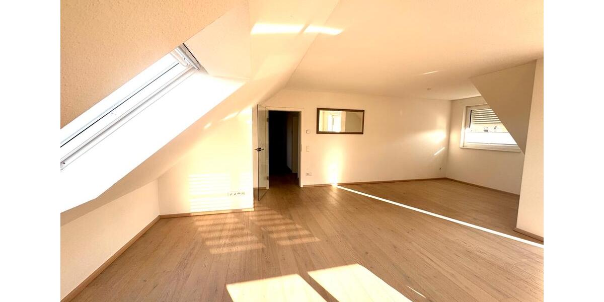 Dachgeschoßwohnung Bad Oeynhausen Rehme - 2 Zimmer, 80 m&sup2;, 820&euro; | Angebot:26297454