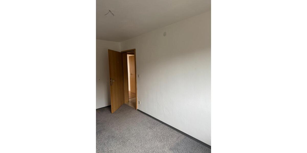 Erdgeschoßwohnung Furth im Wald - 4 Zimmer, 135 m&sup2;, 990&euro; | Angebot:24995884