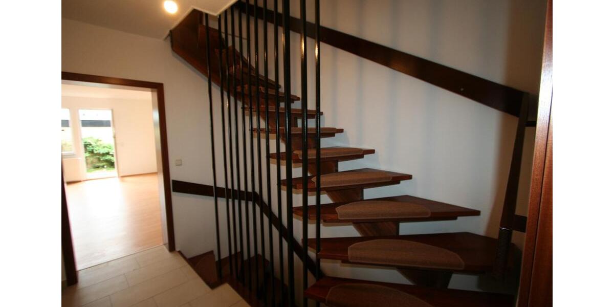 Einfamilienhaus Burgdorf - 5 Zimmer, 125 m&sup2;, 1.499&euro; | Angebot:23900637