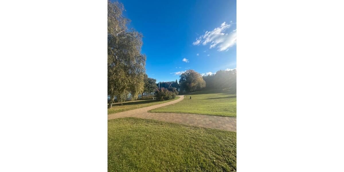 Etagenwohnung Neustrelitz - 2 Zimmer, 83 m&sup2;, 530&euro; | Angebot:26368882
