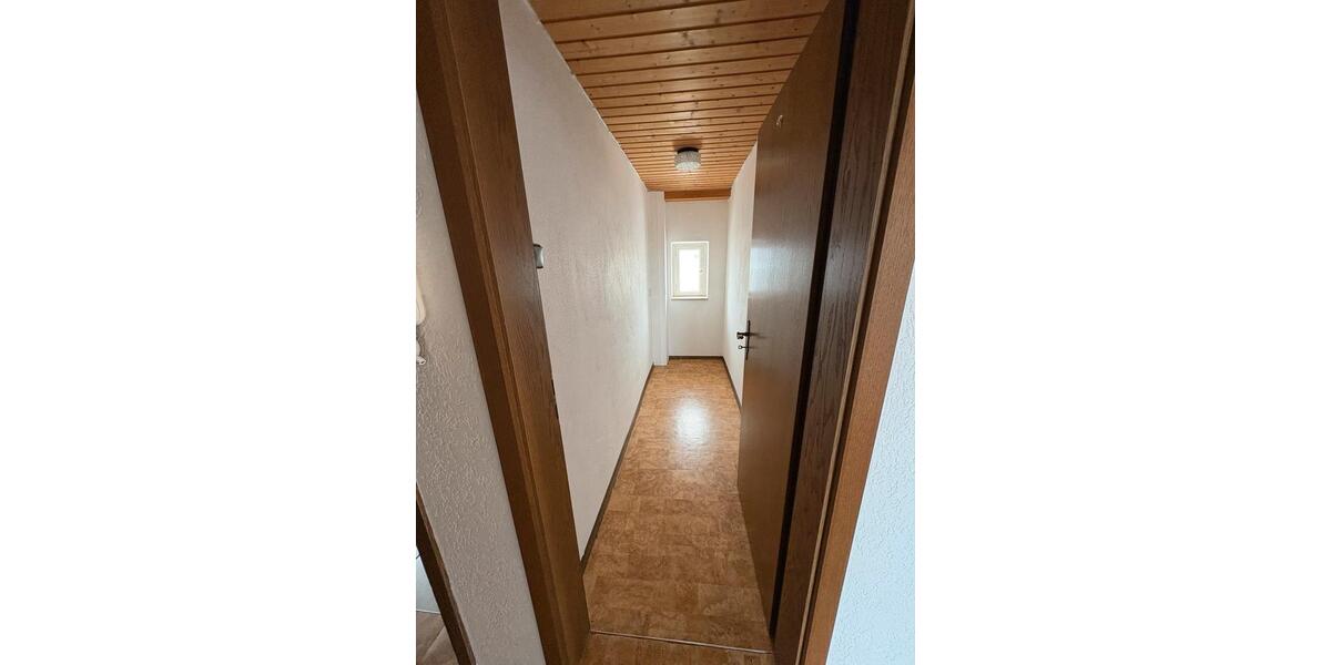 Etagenwohnung Schernfeld Birkhof - 4 Zimmer, 110 m&sup2;, 790&euro; | Angebot:25589286