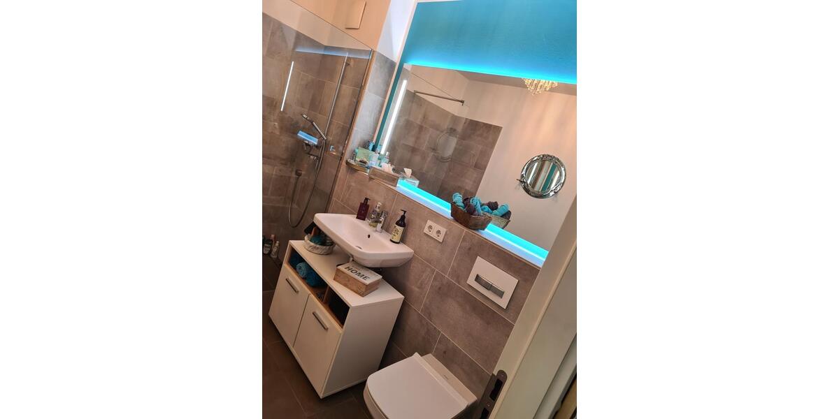 Etagenwohnung Offenbach am Main Hafen - 2 Zimmer, 67 m&sup2;, 1.499&euro; | Angebot:26581602