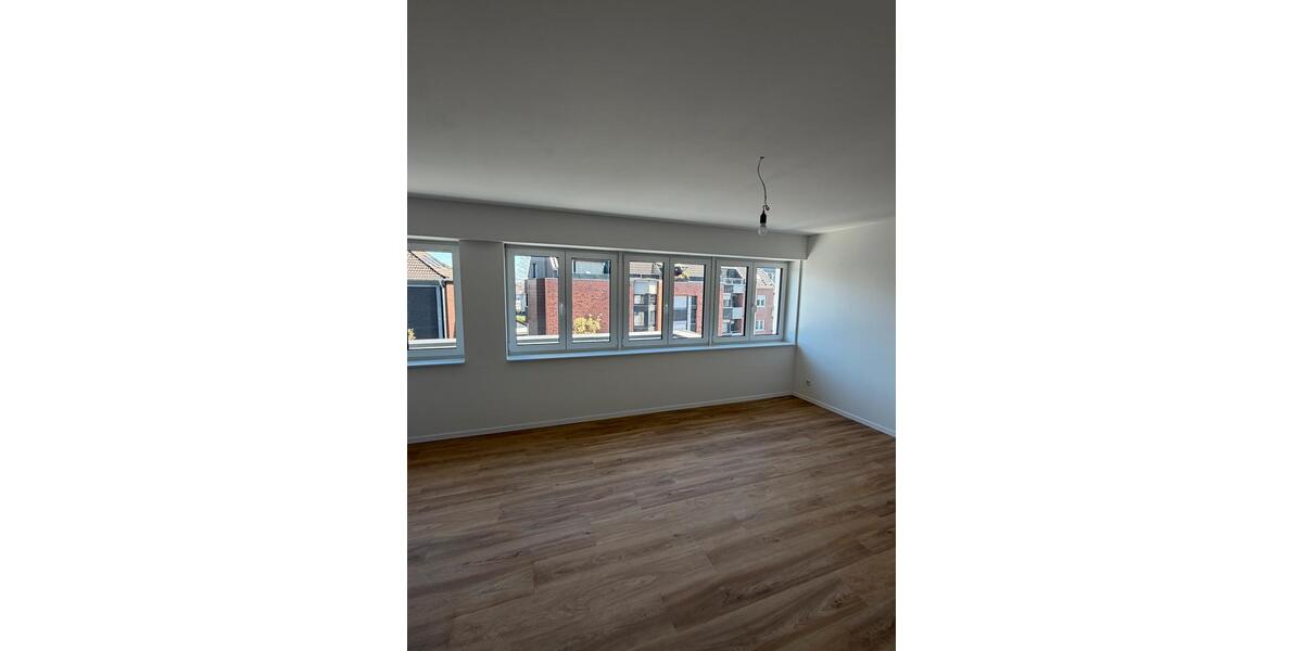 Etagenwohnung Mönchengladbach Süd - 5 Zimmer, 97 m&sup2;, 1.560&euro; | Angebot:26301719