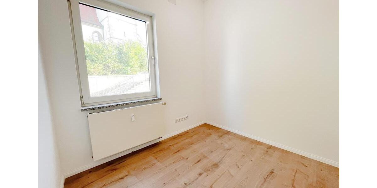 Etagenwohnung Ilsfeld - 4.5 Zimmer, 96 m&sup2;, 1.150&euro; | Angebot:26619123