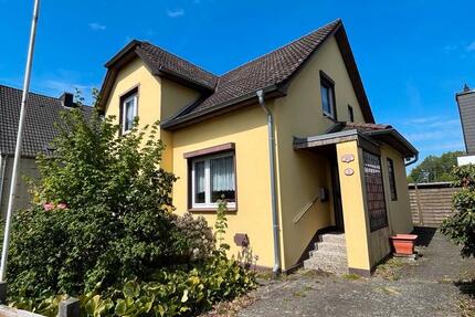 Haus Barsbüttel - 5 Zimmer, 140 m&sup2;, 1.700&euro; | Angebot:26561539