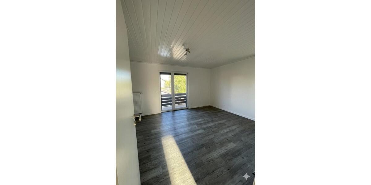 Etagenwohnung Herrenberg - 3 Zimmer, 70 m&sup2;, 1.250&euro; | Angebot:26331950