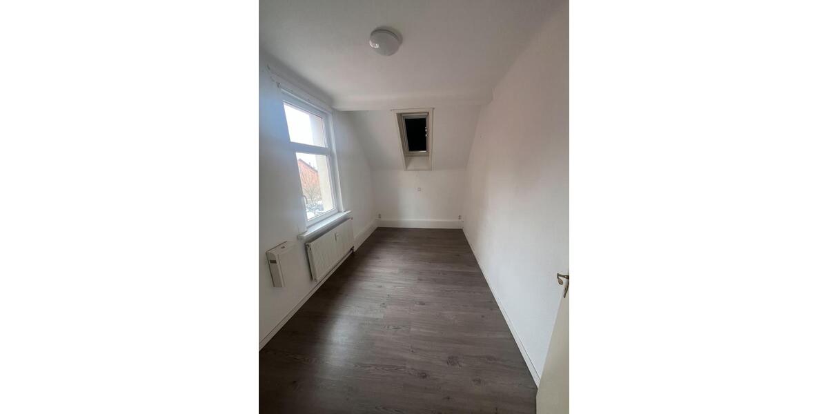Etagenwohnung Gotha - 5 Zimmer, 105 m&sup2;, 795&euro; | Angebot:26365479