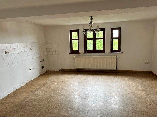 Dachgeschoßwohnung Lohfelden - 4 Zimmer, 93 m&sup2;, 930&euro; | Angebot:26663716