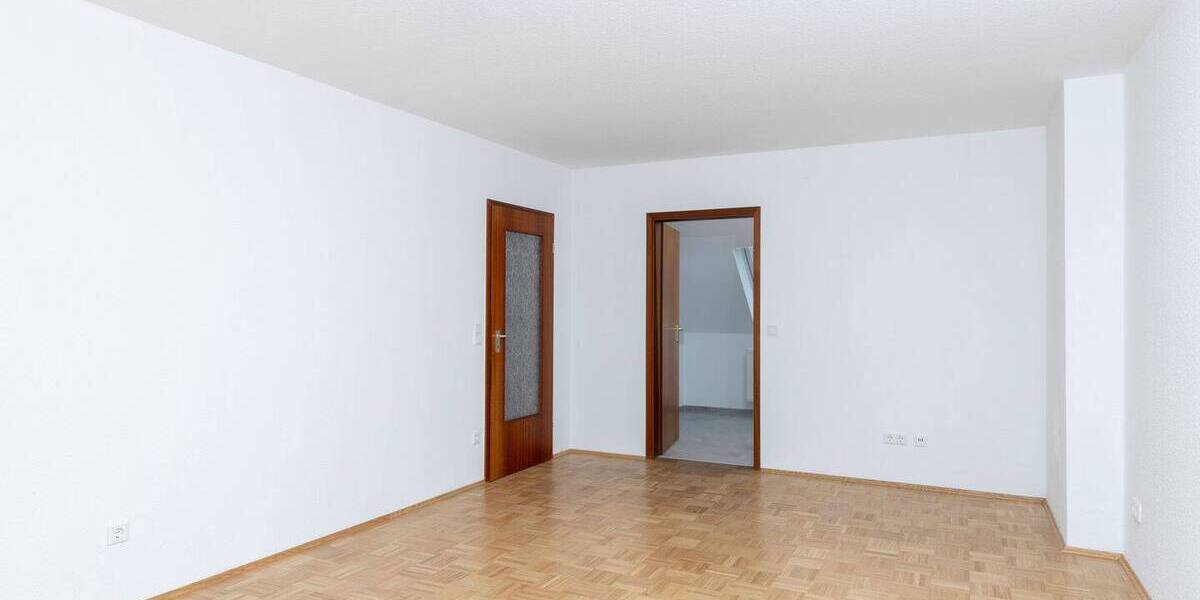 Etagenwohnung Zirndorf - 2 Zimmer, 56 m&sup2;, 554&euro; | Angebot:26933644