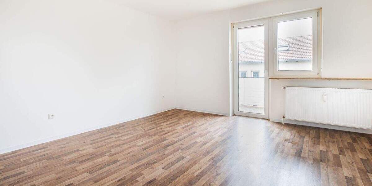 Etagenwohnung Eckersdorf Donndorf - 4 Zimmer, 100 m&sup2;, 1.170&euro; | Angebot:25815038
