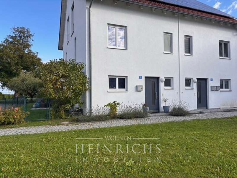 Haus zum Mieten in Zolling 1.650 € 165 m² 6 zimmer