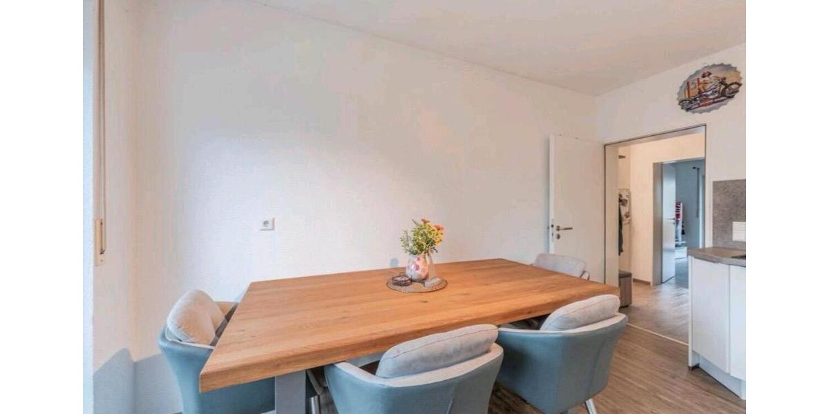 Hochparterre Singen (Hohentwiel) - 3 Zimmer, 75 m&sup2;, 1.400&euro; | Angebot:26414228