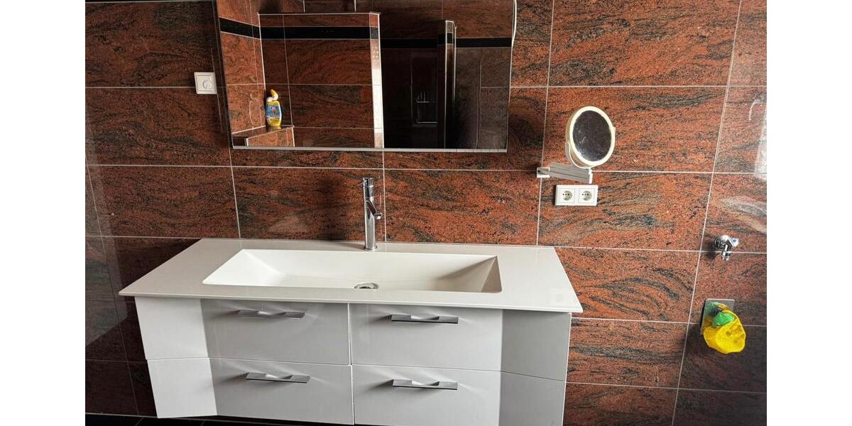 Einfamilienhaus Gunzenhausen - 3 Zimmer, 120 m&sup2;, 1.200&euro; | Angebot:26084558