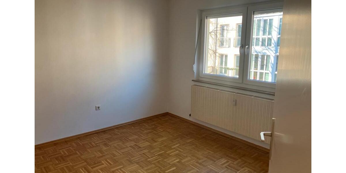 Etagenwohnung Freilassing - 3 Zimmer, 76 m&sup2;, 873&euro; | Angebot:25180007