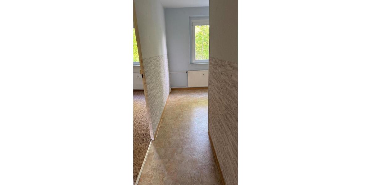 Erdgeschoßwohnung Staßfurt - 3 Zimmer, 69 m&sup2;, 380&euro; | Angebot:26586330
