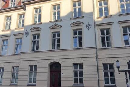 Wohnung Greifswald - 3 Zimmer, 93 m&sup2;, 1.300&euro; | Angebot:26232566