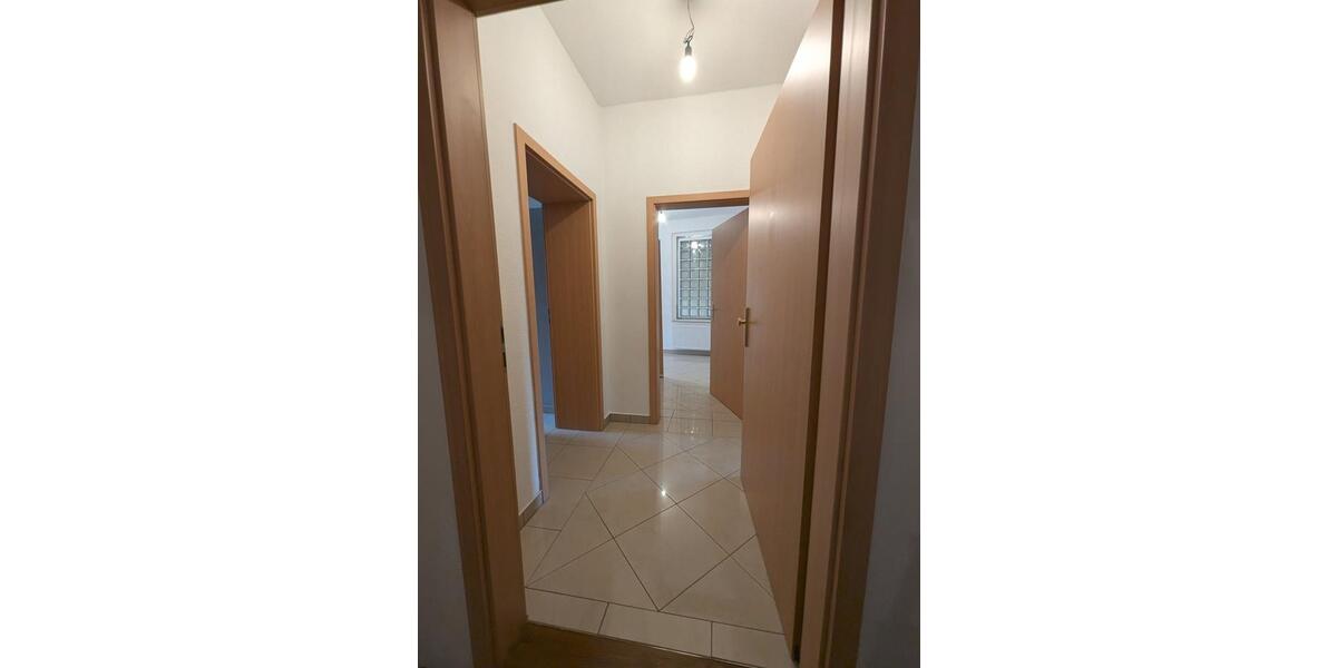 Hochparterre Delitzsch - 4 Zimmer, 143 m&sup2;, 1.299&euro; | Angebot:26630148