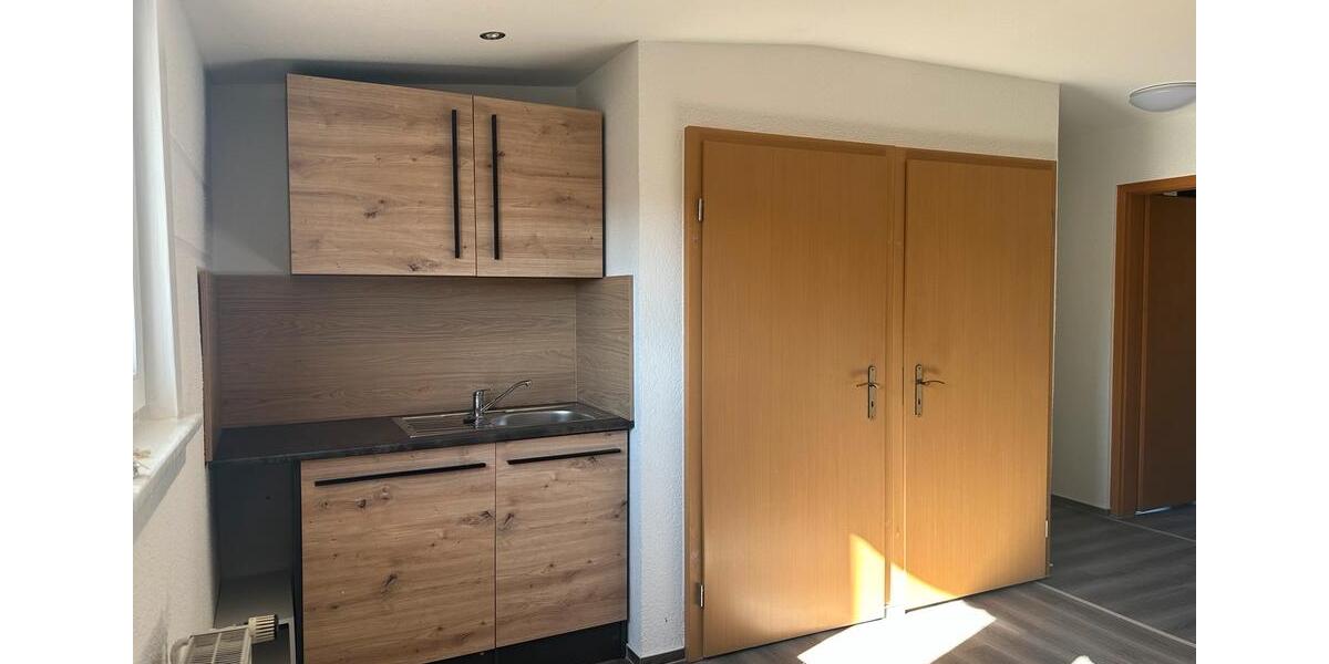 Dachgeschoßwohnung Arnstadt - 3 Zimmer, 80 m&sup2;, 850&euro; | Angebot:26549036