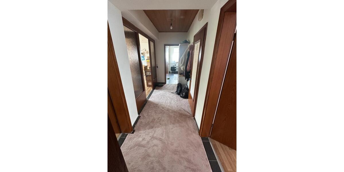 Erdgeschoßwohnung Bad Berleburg - 3 Zimmer, 82 m&sup2;, 900&euro; | Angebot:26524923