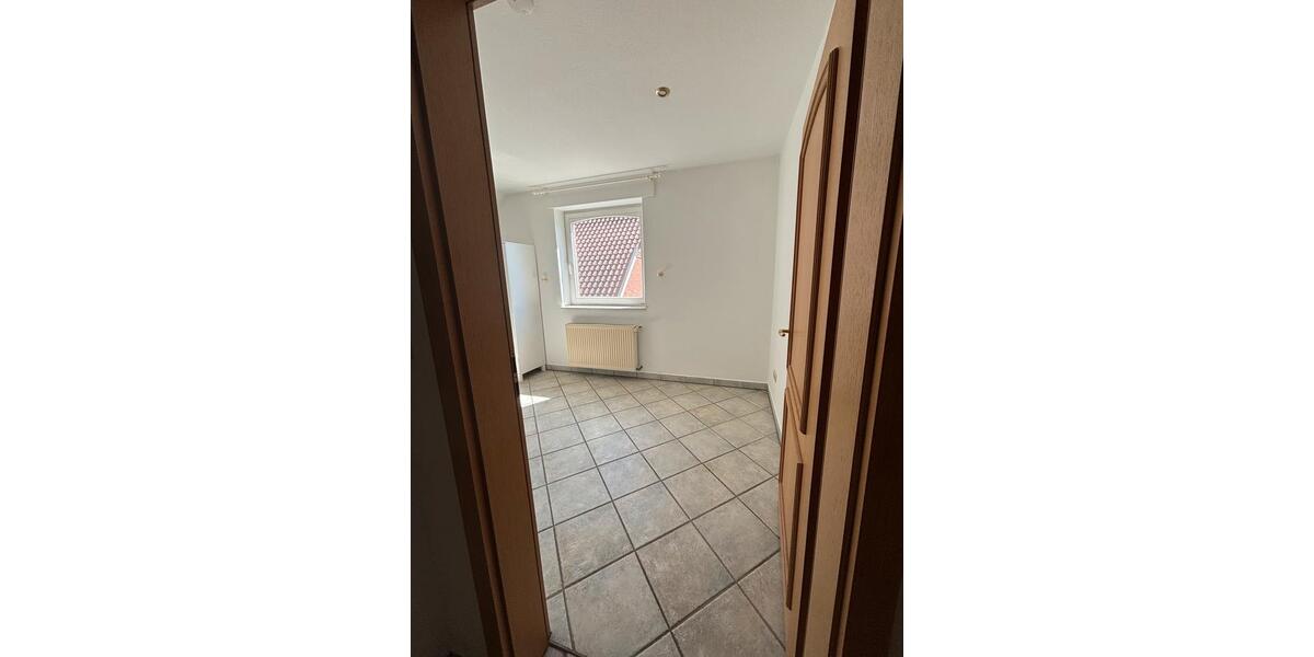 Etagenwohnung Visbek - 4 Zimmer, 150 m&sup2;, 1.100&euro; | Angebot:26425150