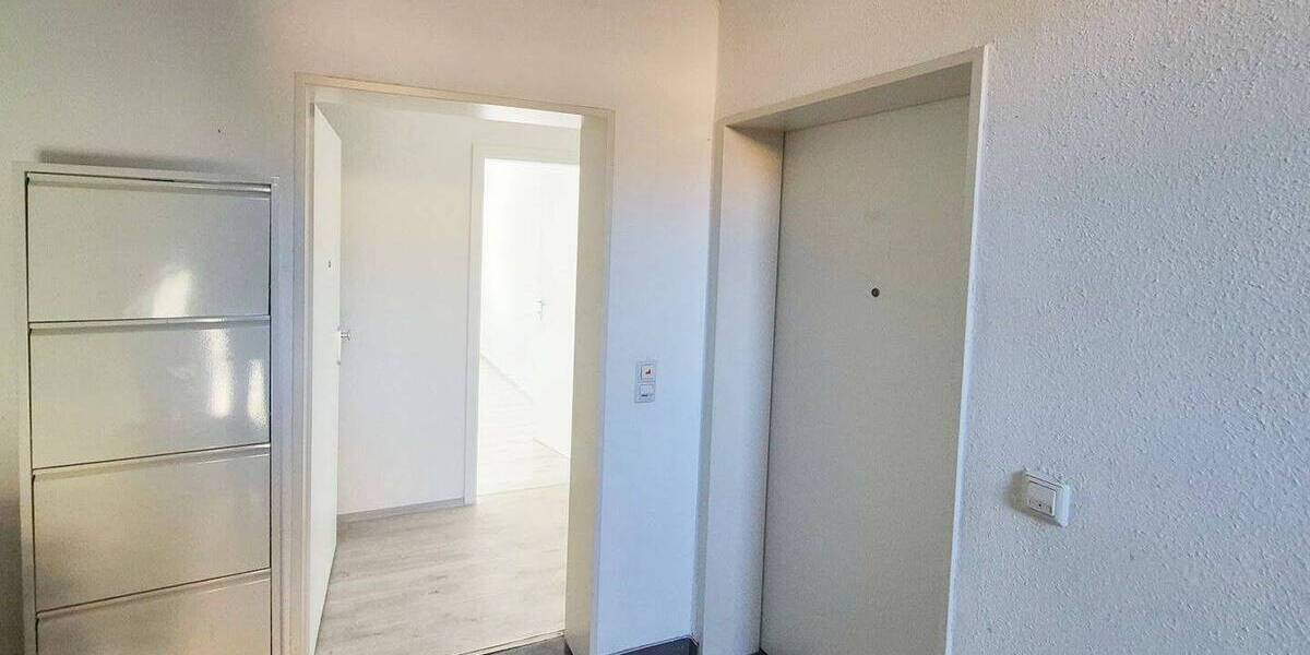 Etagenwohnung Singen (Hohentwiel) Singen - 2 Zimmer, 61 m&sup2;, 740&euro; | Angebot:26641451