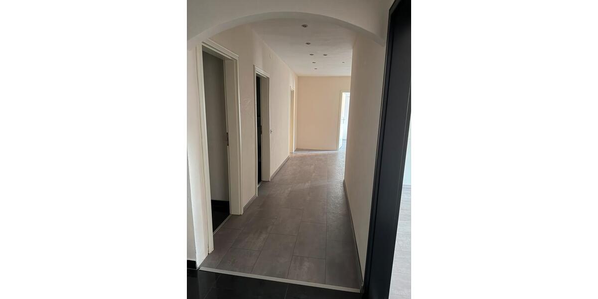 Etagenwohnung Hagen Hagen-Mitte - 3 Zimmer, 100 m&sup2;, 850&euro; | Angebot:26703572