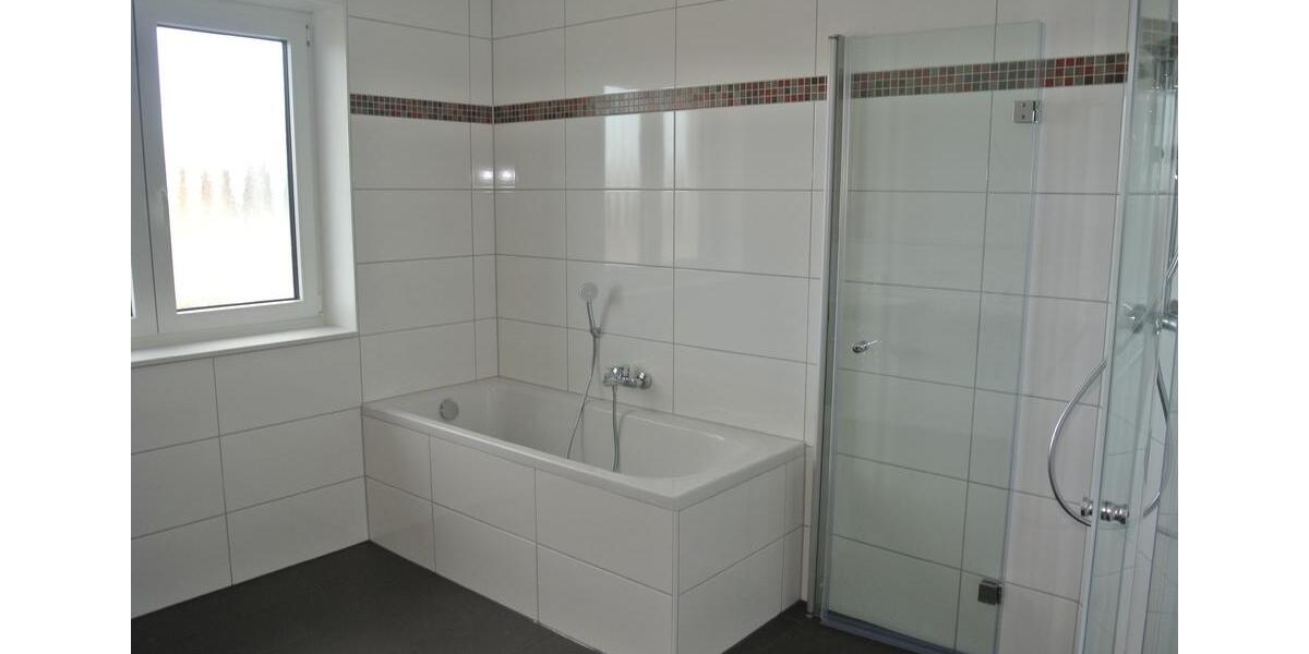 Etagenwohnung Haan - 2 Zimmer, 77 m&sup2;, 883&euro; | Angebot:26338397