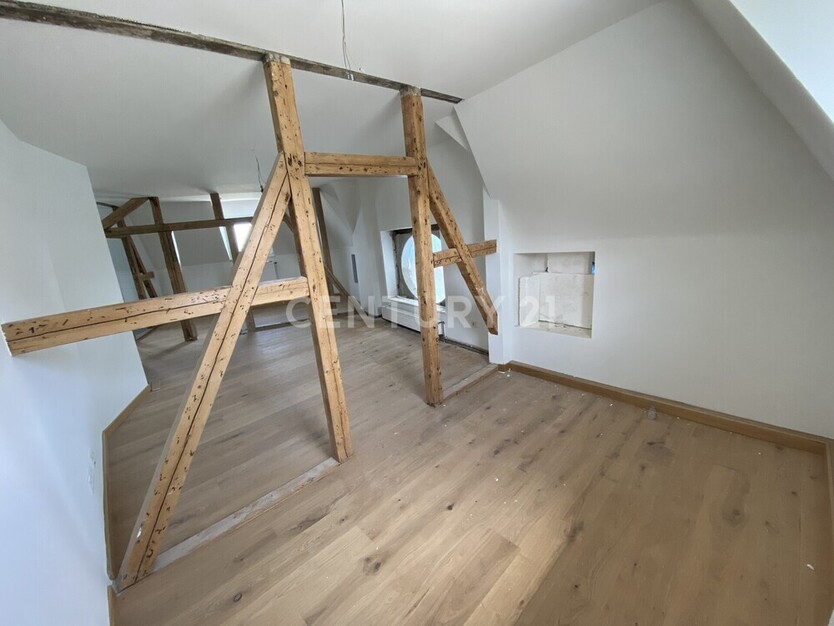 Denkmalgeschützte AltbauWohnung mit Charme im Kaiserviertel