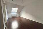 Dachgeschoßwohnung Flensburg - 4 Zimmer, 96 m&sup2;, 865&euro; | Angebot:23804478