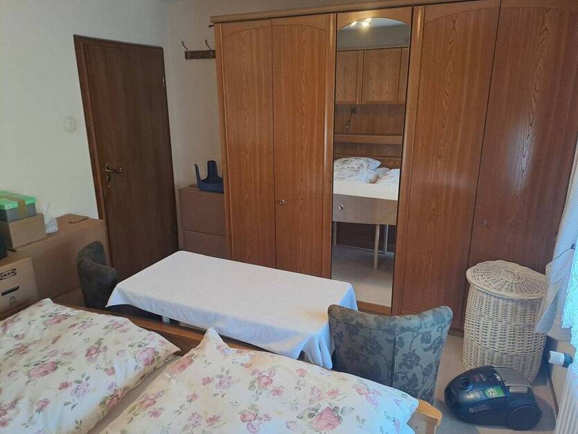 gepflegte 2,5-Zimmer-Wohnung mit Balkon in HH-Cranz