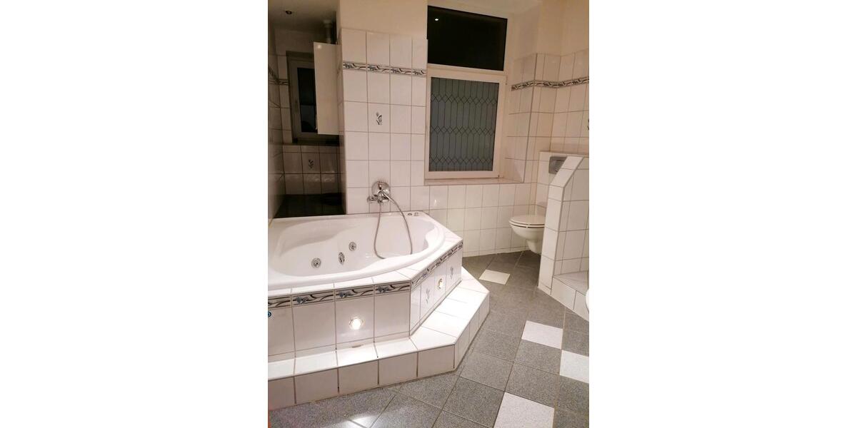 Etagenwohnung Wuppertal Elberfeld - 3 Zimmer, 70 m&sup2;, 700&euro; | Angebot:26237047