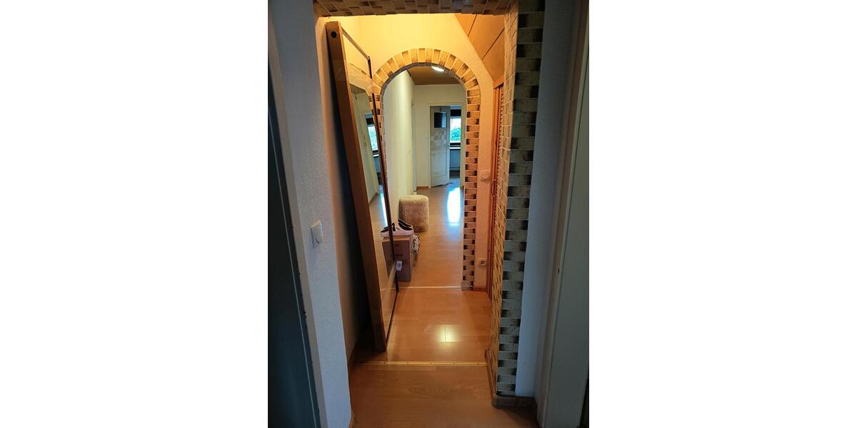 Dachgeschoßwohnung Lauffen am Neckar - 3.5 Zimmer, 80 m&sup2;, 850&euro; | Angebot:26483171