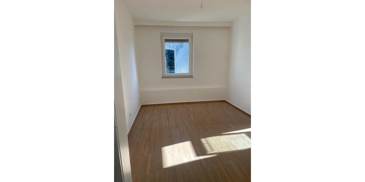 Dachgeschoßwohnung Bad Salzuflen - 2 Zimmer, 55 m&sup2;, 480&euro; | Angebot:25397404