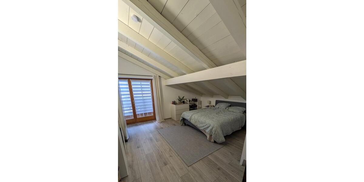 Tittmoning Kirchheim: 4 Zimmerwohnung ab 01.04.26 zu vermieten 4 zimmer