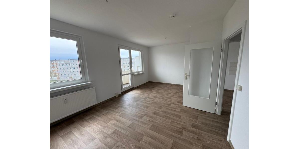 Etagenwohnung Schwedt (Oder) - 4 Zimmer, 70 m&sup2;, 420&euro; | Angebot:25880724
