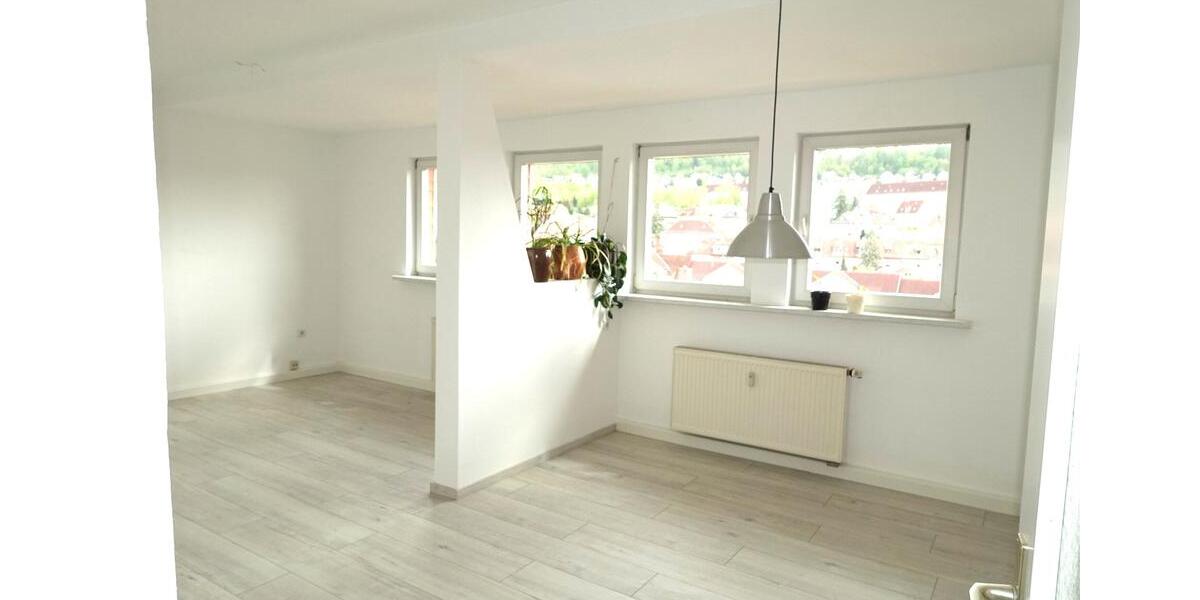 Dachgeschoßwohnung Meiningen - 2 Zimmer, 60 m&sup2;, 429&euro; | Angebot:26248473