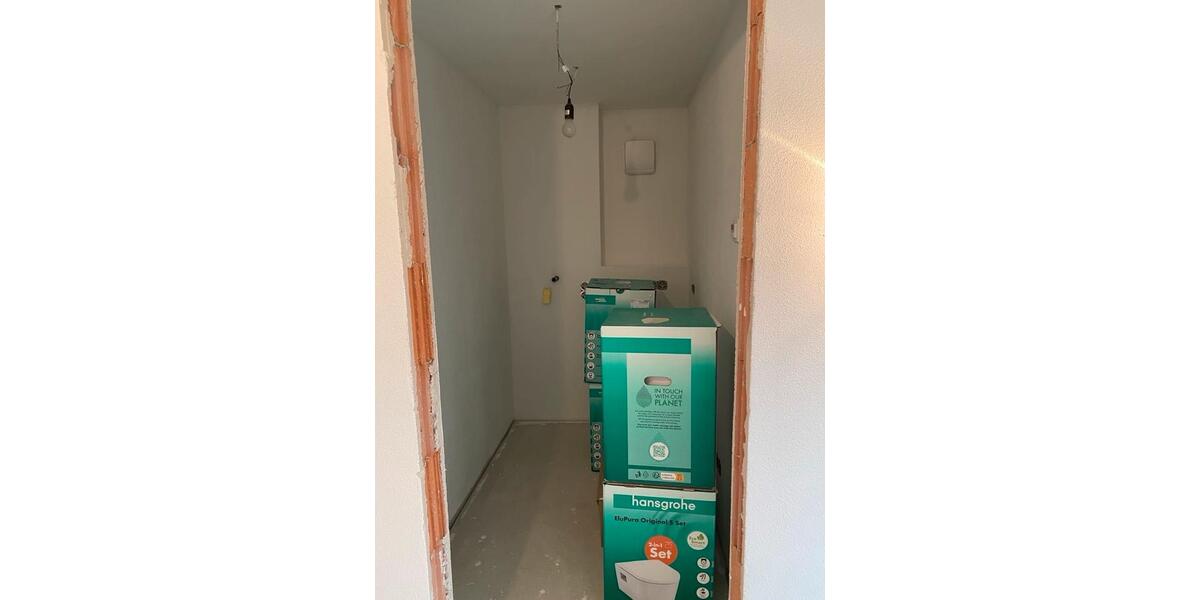 Einfamilienhaus Ebern - 6 Zimmer, 180 m&sup2;, 2.100&euro; | Angebot:25895296