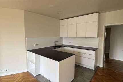 Wohnung zum Mieten in Wiesbaden 2.480 € 135 m² 4 zimmer