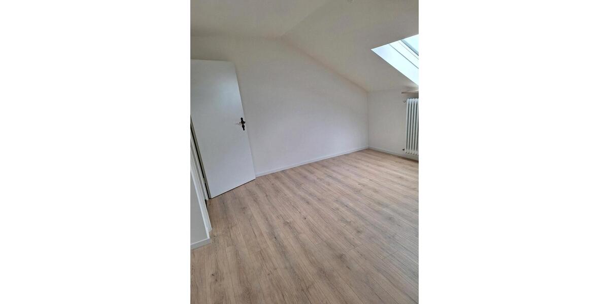 Dachgeschoßwohnung Memmingen - 2 Zimmer, 60 m&sup2;, 800&euro; | Angebot:26681355